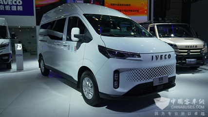 依維柯攜多款車型登陸西安車展再掀熱潮，何以被眾多車友青睞？